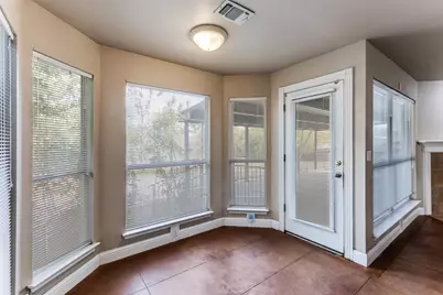 5718 McCarty Lane #B, Austin, TX 78749 - Photo 5