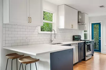 1410 Sanchez Street, Austin, TX 78702 - Photo 3