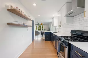 1410 Sanchez St, Austin, TX 78702 - Photo 15