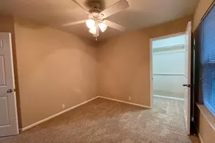 376 Spruce Dr, Kyle, TX 78640 - Photo 17