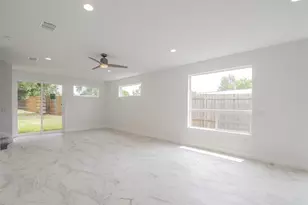 616 W Dittmar Rd, Austin, TX 78745 - Photo 3