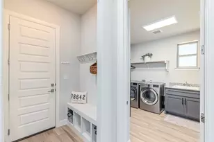 117 Junes Meadow, Liberty Hill, TX 78642 - Photo 15