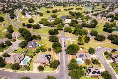 4201 Greatview Drive, Round Rock, TX 78665 - Photo 25