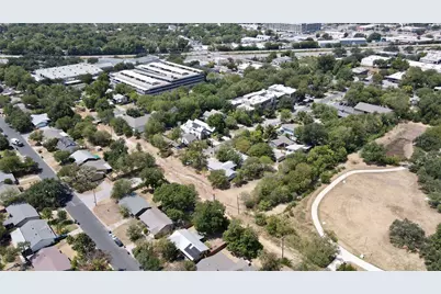 402 Swanee Drive, Austin, TX 78752 - Photo 9