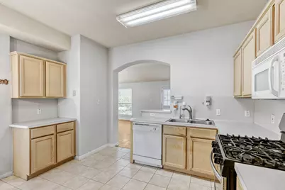 700 Runners Ridge, Pflugerville, TX 78660 - Photo 11