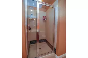 2505 San Gabriel St, Austin, TX 78705 - Photo 9