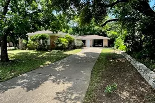 1900 Fairlawn Ln, Austin, TX 78704 - Photo 1