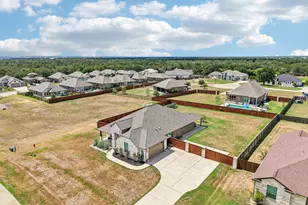 285 Chisholm Trail, Bastrop, TX 78602 - Photo 3