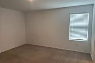 510 Sunray Dr, Lockhart, TX 78644 - Photo 11
