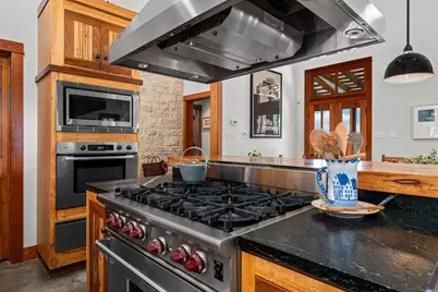 309 Ridgeview Drive, Fredericksburg, TX 78624 - Photo 21