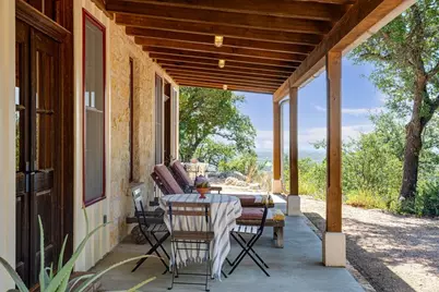 309 Ridgeview Drive, Fredericksburg, TX 78624 - Photo 11