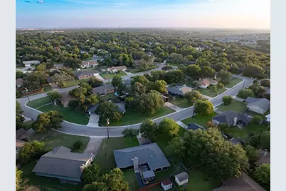 605 Meadowbrook Drive, Georgetown, TX 78628 - Photo 35