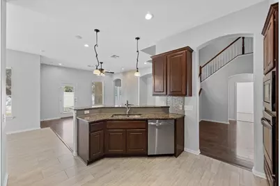 5609 York Bridge Circle, Austin, TX 78749 - Photo 9
