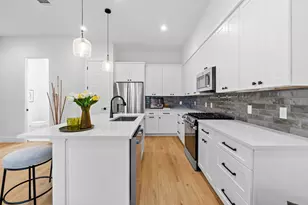 911 Calle Limon, Austin, TX 78702 - Photo 11