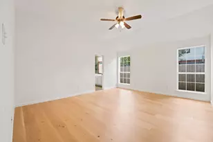 1319 Rocky Creek Dr, Pflugerville, TX 78660 - Photo 15