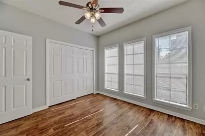 711 W 21st Street #204, Austin, TX 78705 - Photo 17