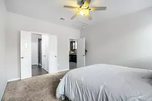 525 N Heatherwilde Blvd, Pflugerville, TX 78660 - Photo 13