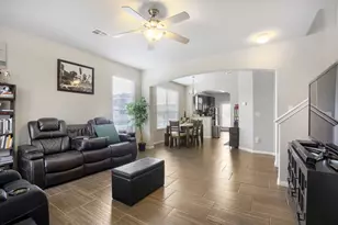 525 N Heatherwilde Blvd, Pflugerville, TX 78660 - Photo 3
