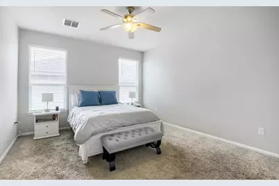525 N Heatherwilde Boulevard, Pflugerville, TX 78660 - Photo 11