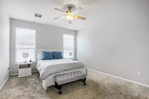 525 N Heatherwilde Blvd, Pflugerville, TX 78660 - Photo 11