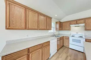 1203 Tricia Cove, Hutto, TX 78634 - Photo 15