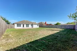 1203 Tricia Cove, Hutto, TX 78634 - Photo 31