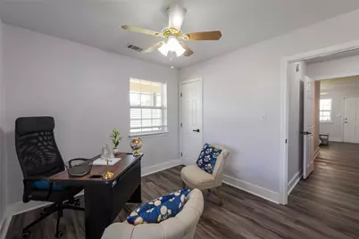 201 E Eggleston Street, Manor, TX 78653 - Photo 21