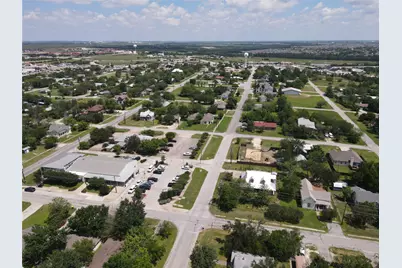 201 E Eggleston Street, Manor, TX 78653 - Photo 37
