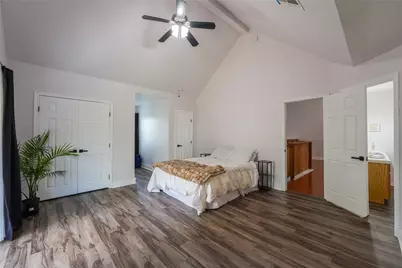 201 E Eggleston Street, Manor, TX 78653 - Photo 15