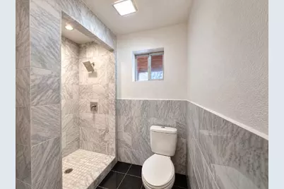 4611 Milburn Lane, Austin, TX 78702 - Photo 7