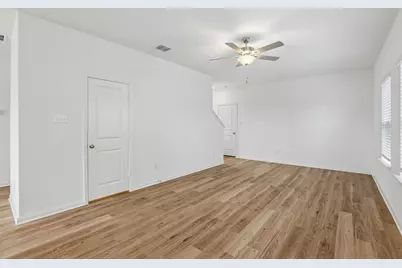 18400 Stellers Sea Street, Elgin, TX 78621 - Photo 5