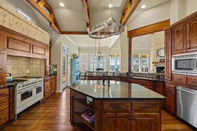 169 Royal Oaks Hill, Fredericksburg, TX 78624 - Photo 11