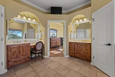 169 Royal Oaks Hill, Fredericksburg, TX 78624 - Photo 21