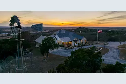 169 Royal Oaks Hill, Fredericksburg, TX 78624 - Photo 3