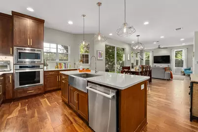 3302 Funston Street, Austin, TX 78703 - Photo 9