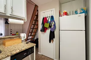 2210 Pearl St, Austin, TX 78705 - Photo 9