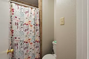 2210 Pearl St, Austin, TX 78705 - Photo 11