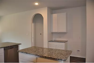 504 Lt Rusty Drive, Jarrell, TX 76537 - Photo 7