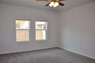 504 Lt Rusty Dr, Jarrell, TX 76537 - Photo 11