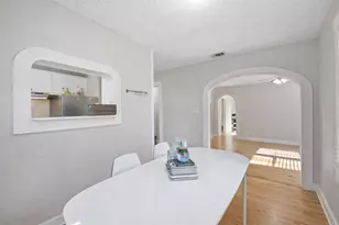 1202 E 29th St, Austin, TX 78722 - Photo 11