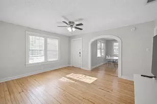 1202 E 29th St, Austin, TX 78722 - Photo 5