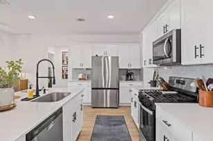 600 Davis Mountain Dr, Lockhart, TX 78644 - Photo 9