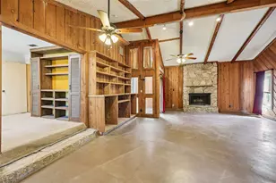 2204 Bahia Cir, Austin, TX 78741 - Photo 7