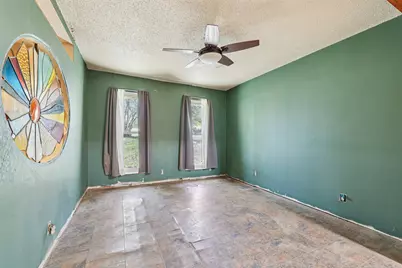 2204 Bahia Circle, Austin, TX 78741 - Photo 17