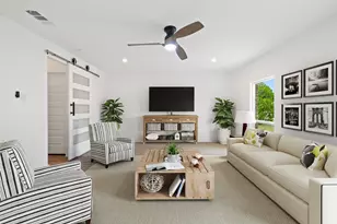 1111 Spearson Ln, Austin, TX 78745 - Photo 9
