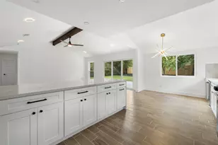 1111 Spearson Ln, Austin, TX 78745 - Photo 21