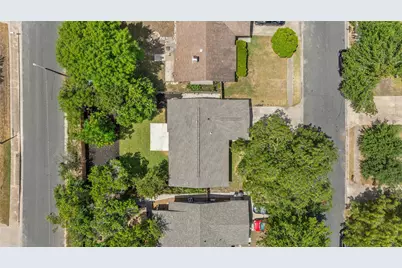 1111 Spearson Lane, Austin, TX 78745 - Photo 39