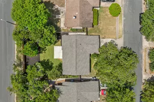 1111 Spearson Ln, Austin, TX 78745 - Photo 39