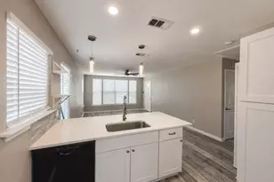 4603 Leslie Ave, Austin, TX 78721 - Photo 9