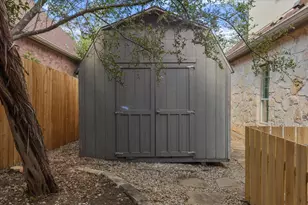 811 Presa Arriba Rd, Austin, TX 78733 - Photo 35